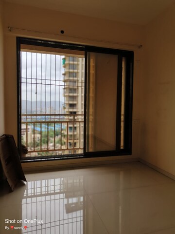 Room in 2 BHK Apartment at Gami Reagan, Ghansoli – for Sale