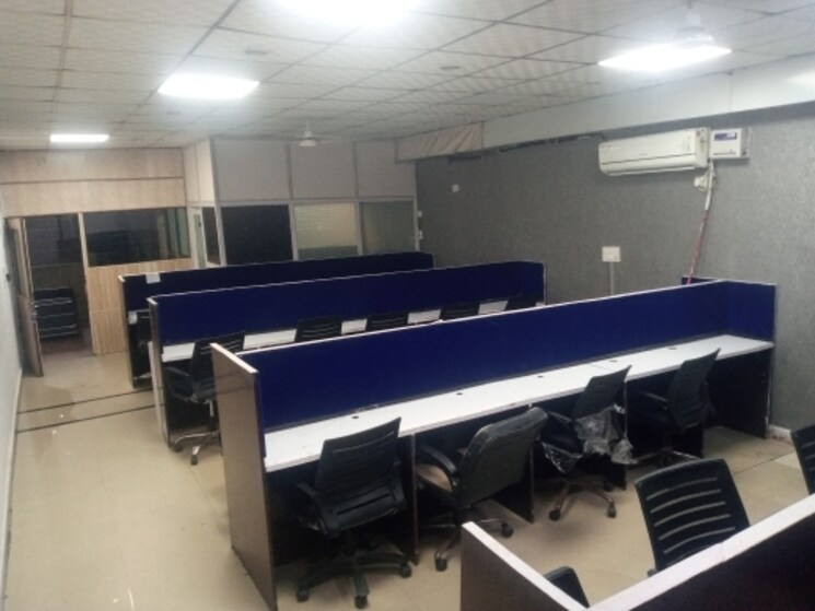 Team Area, sector 2 Commercial Office Space 900 Sq.Ft. In Sector 2 Noida 8984870