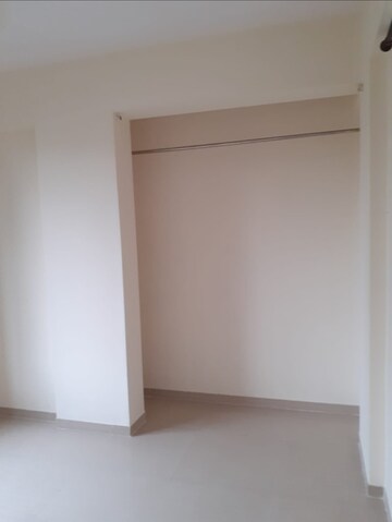 1 BHK Apartment For Sale in Lodha Majiwada Tower 1, Majiwada