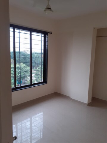 Room in 1 BHK Apartment at Lodha Majiwada Tower 1, Majiwada – for Sale
