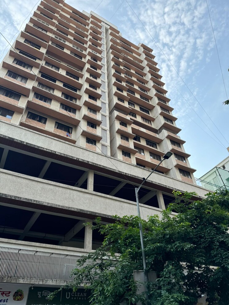 Exterior View, bandra west 3.5 Bedroom 1400 Sq.Ft. Apartment In Bandra West Mumbai 8984872