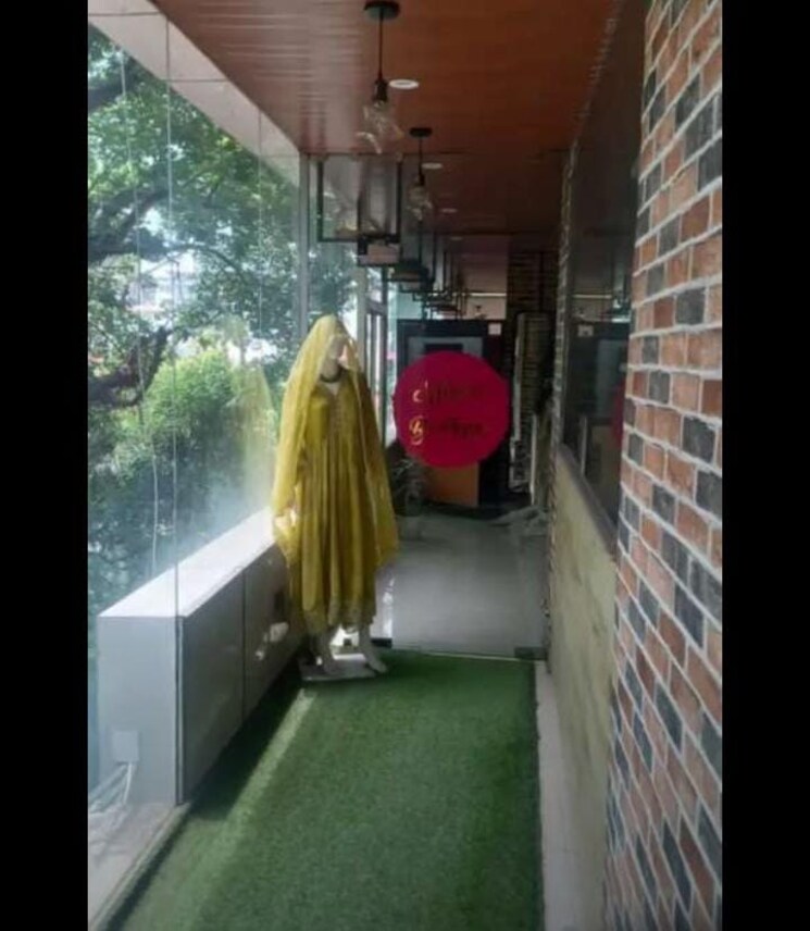 Exterior View, dalanwala Commercial Showroom 1100 Sq.Ft. In Dalanwala Dehradun 8984951