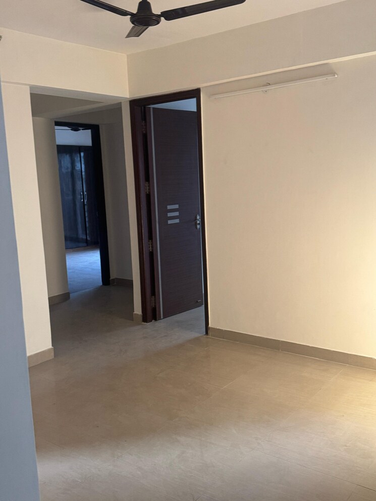 Room, sector 7 3 Bedroom 240 Sq.Yd. Builder Floor In Sector 7 Gurgaon 8984931