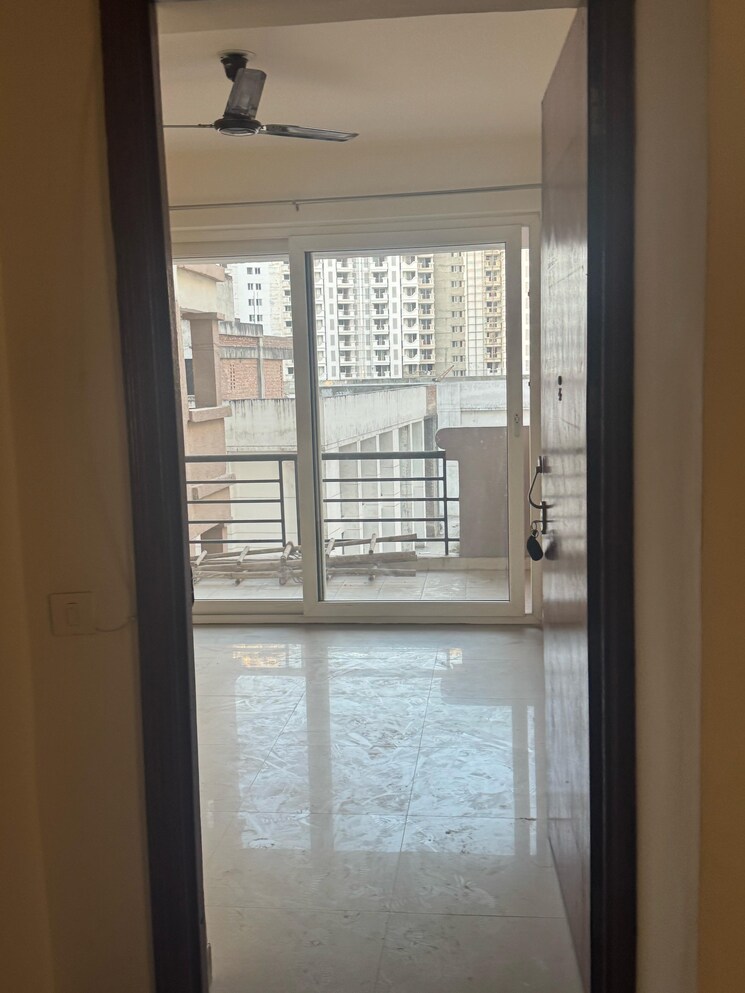 Room, sector 7 3 Bedroom 240 Sq.Yd. Builder Floor In Sector 7 Gurgaon 8984931