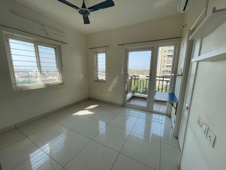 Living Room, aparna-hillpark-lake-breeze 3 Bedroom 1581 Sq.Ft. Apartment In Chanda Nagar Hyderabad 8984920