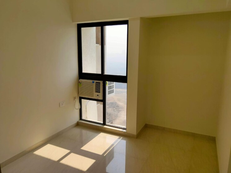 Room, lodha-crown-quality-homes 1 Bedroom 317 Sq.Ft. Apartment In Majiwada Thane 8984935