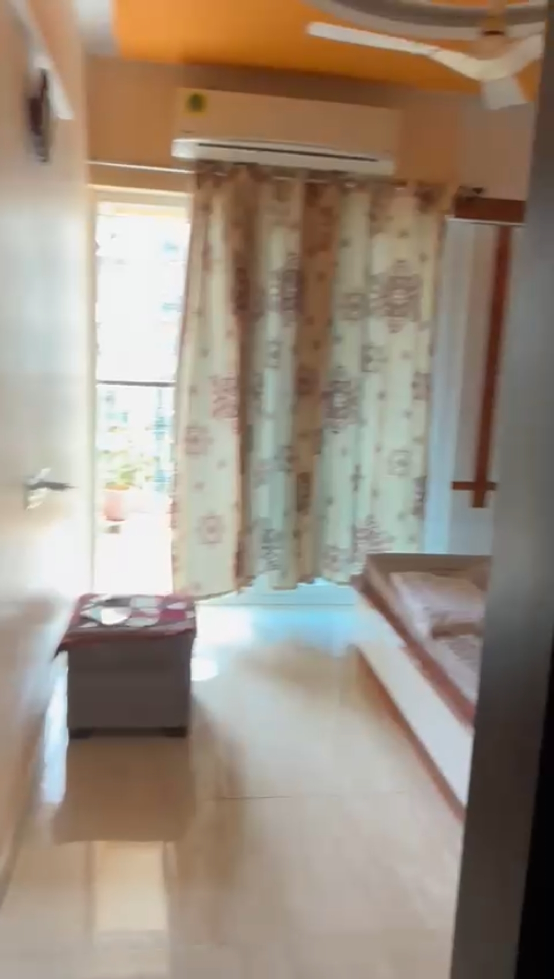 2 BHK Apartment For Sale in Gaur City 2 - 14th Avenue