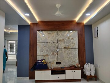 Room in 3 BHK Apartment at Hirize Rich Park, Kokapet – for Rent