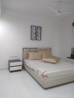 2 BHK Apartment For Sale in DSR RR Avenues