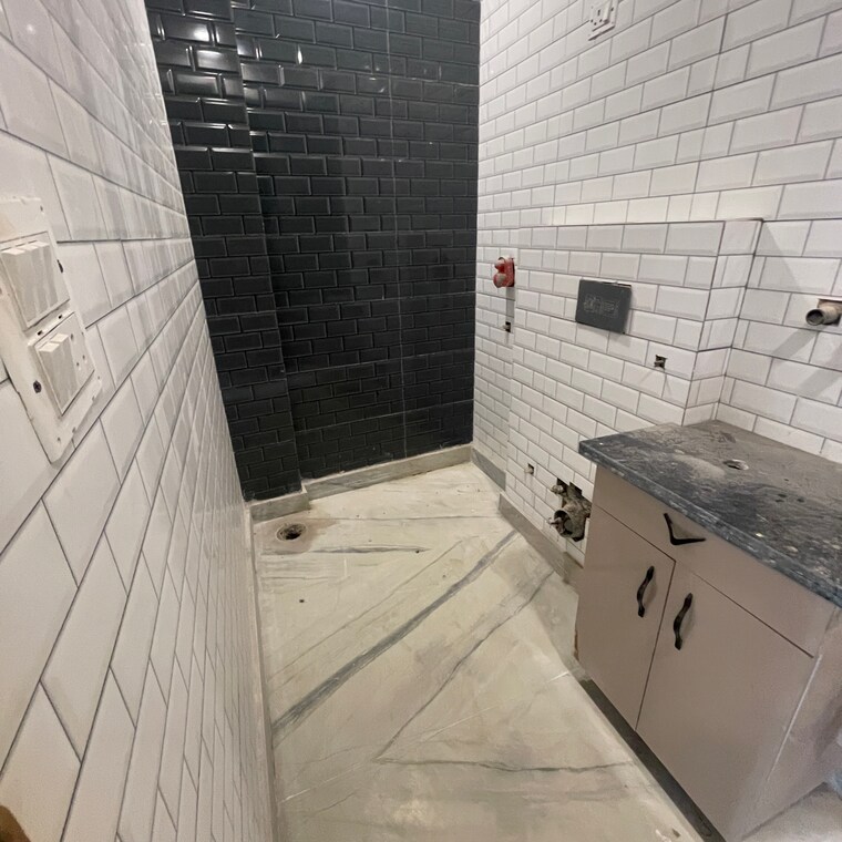 Balcony, rohini sector 23 3 Bedroom 800 Sq.Ft. Builder Floor In Rohini Sector 23 Delhi 8985064