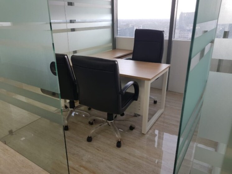 Team Area, wave-one Commercial Office Space 1000 Sq.Ft. In Sector 18 Noida 8985084