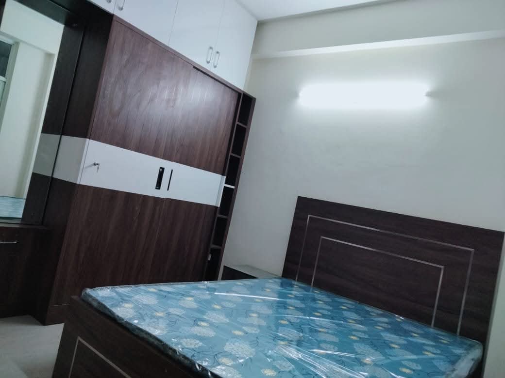 2 BHK + Pooja Room Builder Floor For Rent in Sector 4