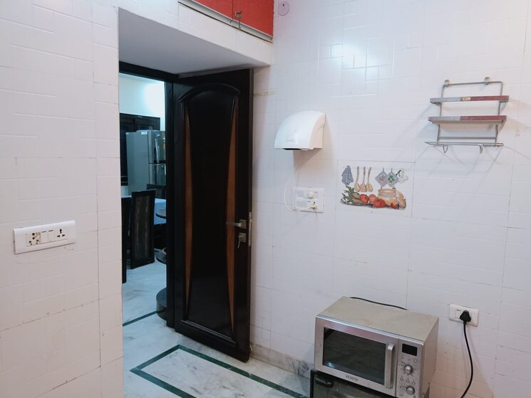 Other, vasant kunj 3 Bedroom 2200 Sq.Ft. Apartment In Vasant Kunj Delhi 8985093