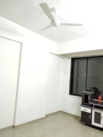 Bedroom in 1 BHK Apartment at Wadala West – for Sale