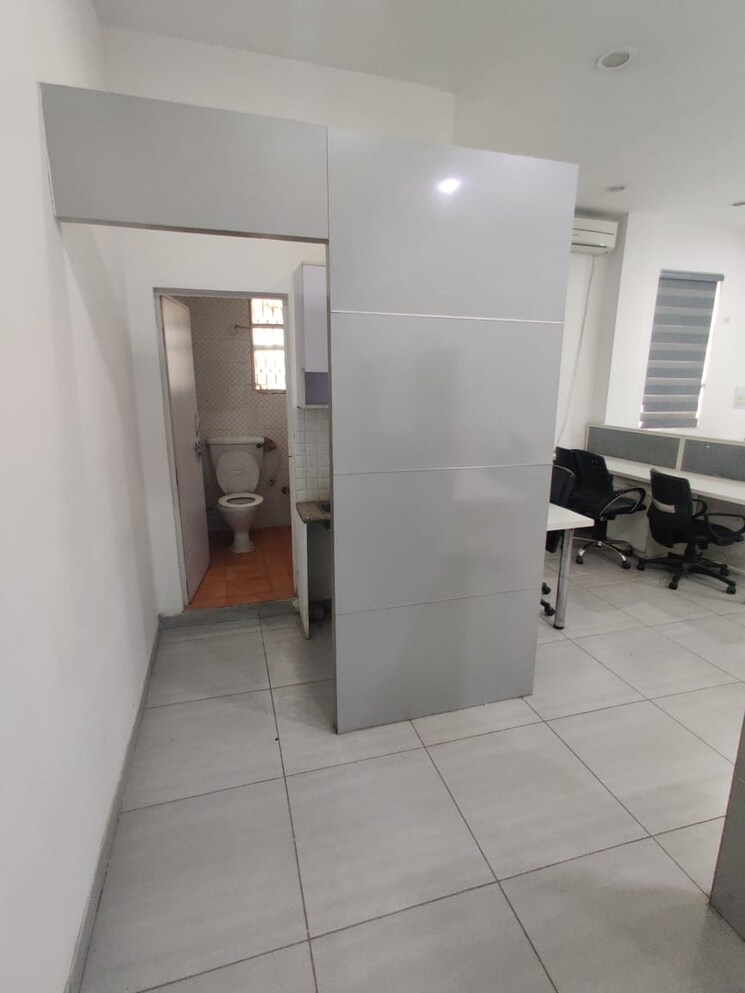 Floor Plan, wave-silver-tower Commercial Office Space 700 Sq.Ft. In Sector 18 Noida 8985120