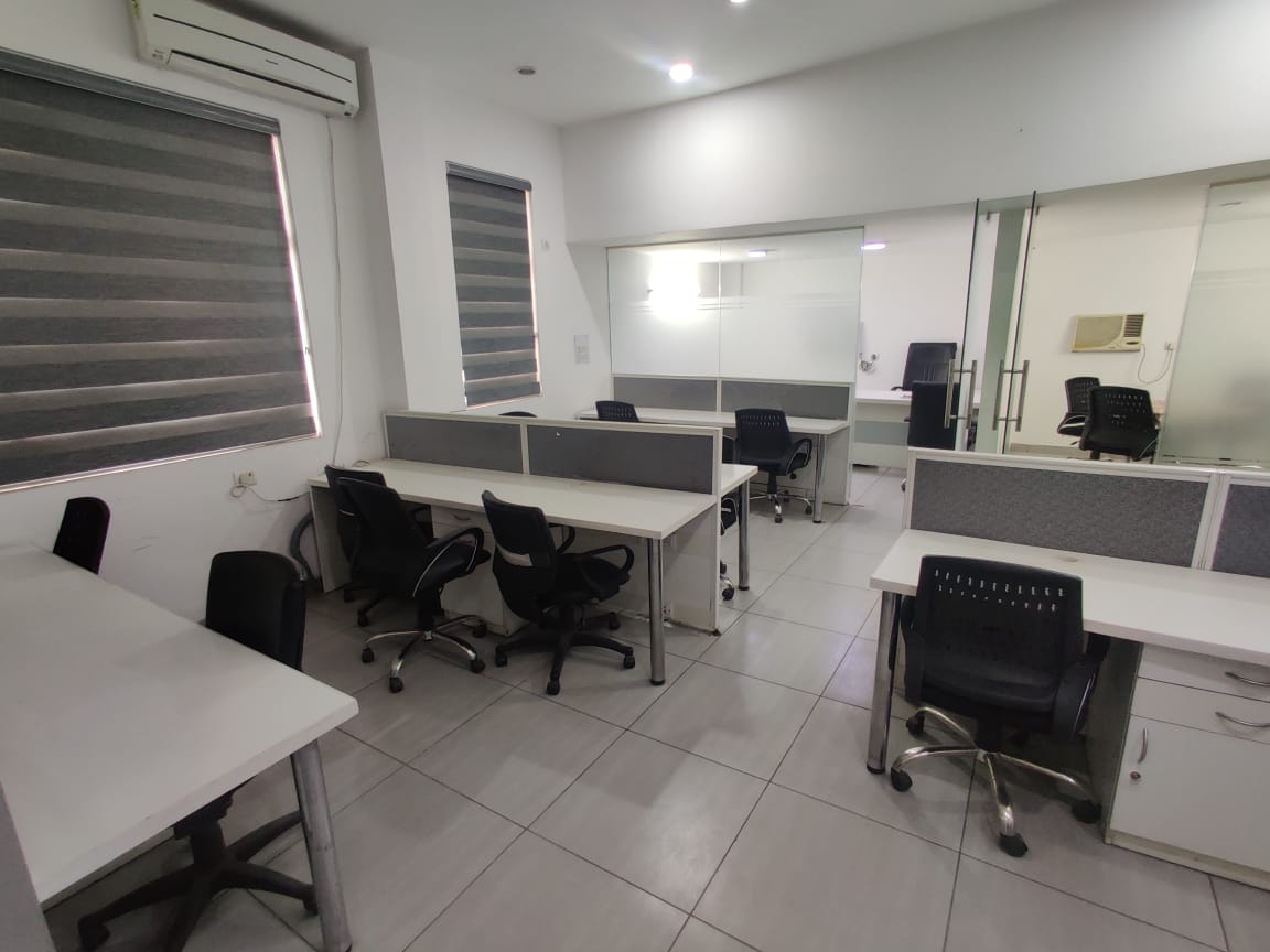 Office Space For Rent in Wave Silver Tower