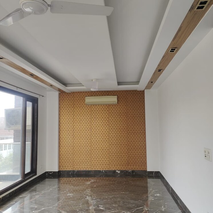 Room, greater kailash i 4 Bedroom 2700 Sq.Ft. Builder Floor In Greater Kailash I Delhi 8985128