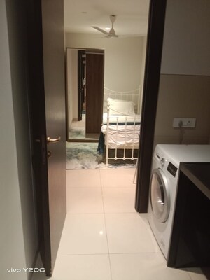 Room in 3.5 BHK Apartment at Panchshil Towers, Kharadi – for Sale