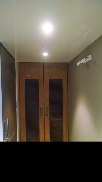 Room in 3 BHK Apartment at Teerth Towers, Baner – for Rent