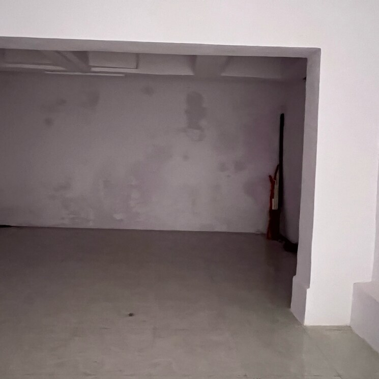 Room, oswal-niwas-kandivali-west Commercial Shop 489 Sq.Ft. In Siddhivinayak Nagar Mumbai 8985241