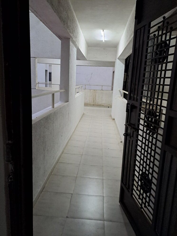 Nearby, archana-kohinoor-glory 2 Bedroom 950 Sq.Ft. Apartment In Mohammadwadi Pune 8985204