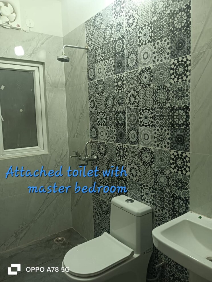Bathroom, kargi 2 Bedroom 1600 Sq.Ft. Builder Floor In Kargi Dehradun 8985220