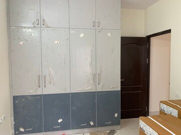 Furnished Amenities in 3 BHK Apartment at Raheja Vistas, Nacharam – for Rent