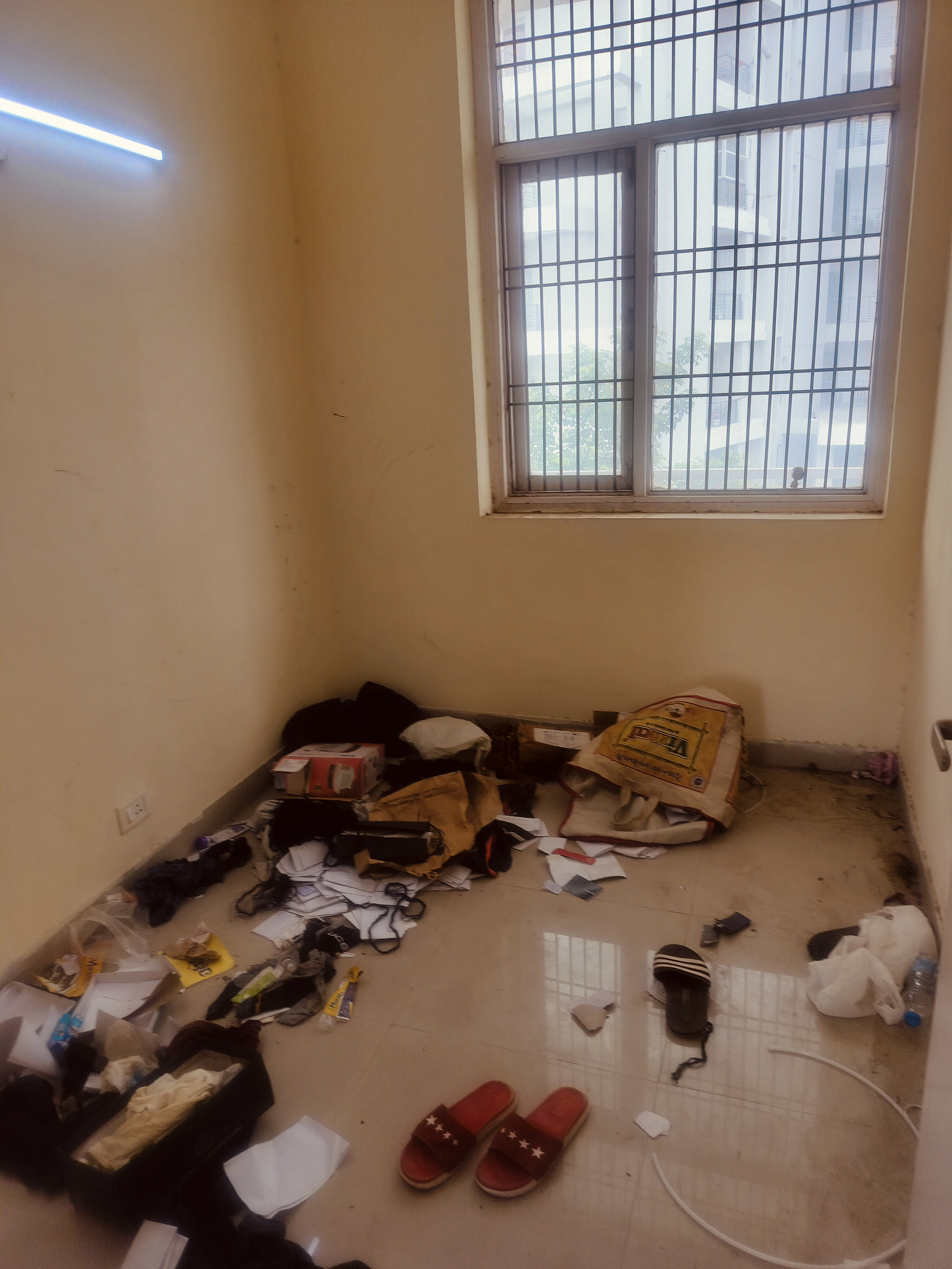 3.5 BHK + Pooja Room,Servant Room,Study Room,Extra Room Builder Floor For Rent in Vatika INXT Emilia floors