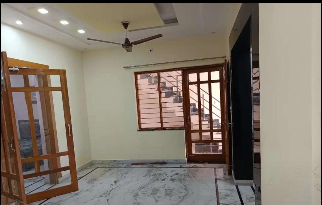 2 BHK + Pooja Room Builder Floor For Rent in Gms Road 