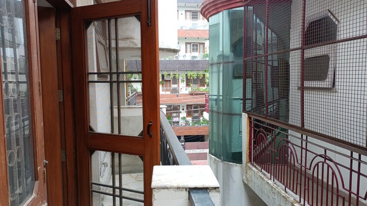 Balcony, vaishali sector 5 3 Bedroom 2150 Sq.Ft. Builder Floor In Vaishali Sector 5 Ghaziabad 8985306