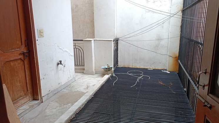 Balcony, vaishali sector 5 3 Bedroom 2150 Sq.Ft. Builder Floor In Vaishali Sector 5 Ghaziabad 8985306