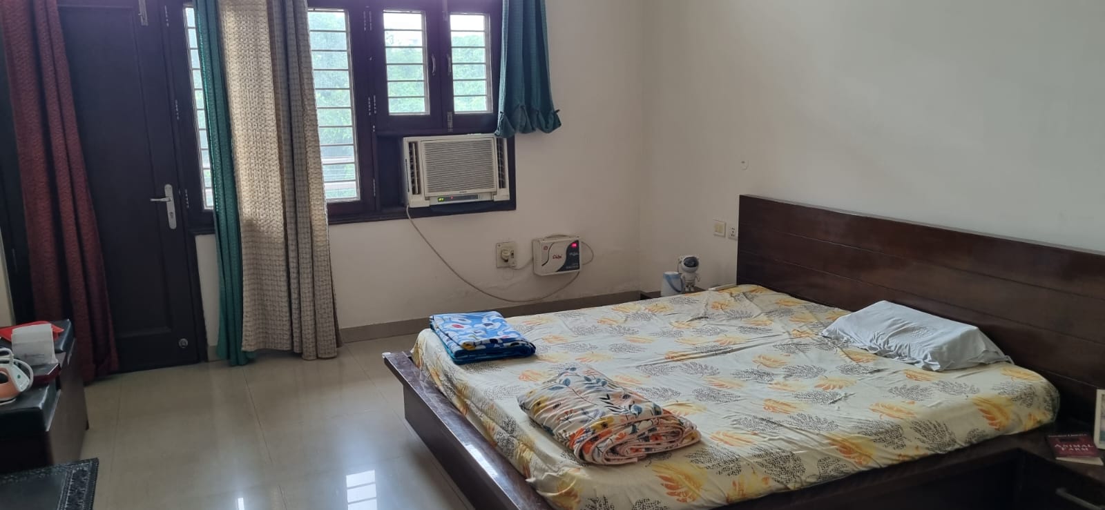 2 BHK Builder Floor For Rent in RWA Residential Society Sector 46