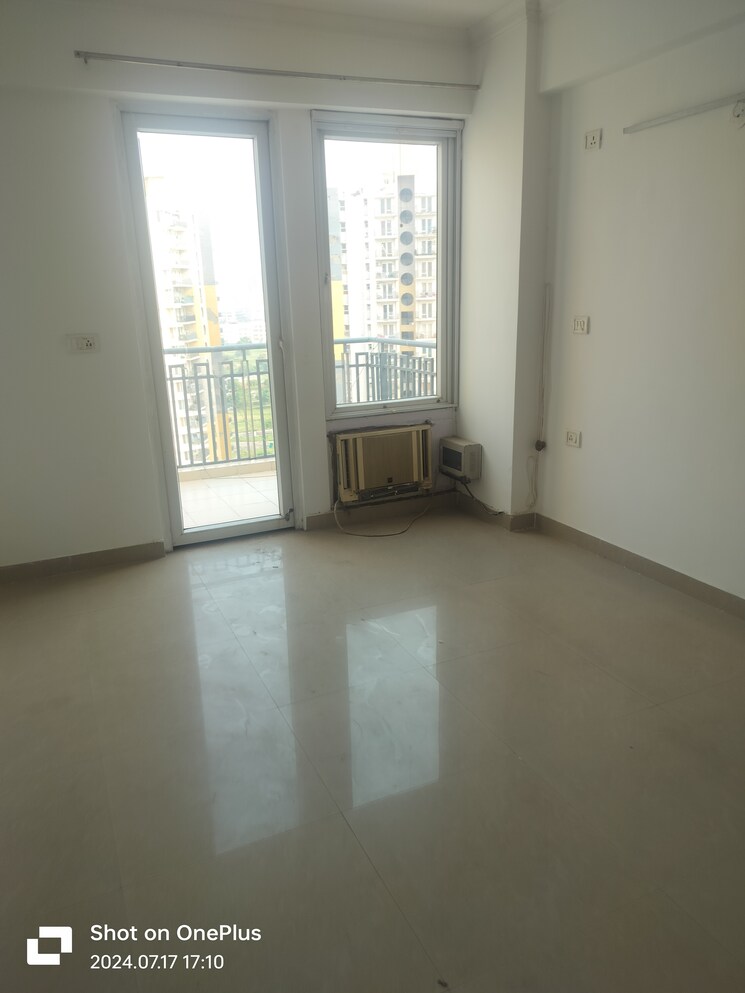 Room, dlf-the-ultima 3 Bedroom 2100 Sq.Ft. Apartment In Sector 81 Gurgaon 8985299
