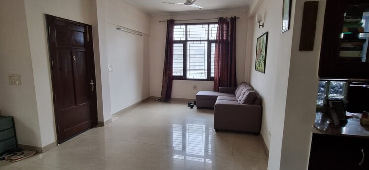 Living Room, rwa-residential-society-sector-46 2 Bedroom 1800 Sq.Ft. Builder Floor In Sector 46 Gurgaon 8985287