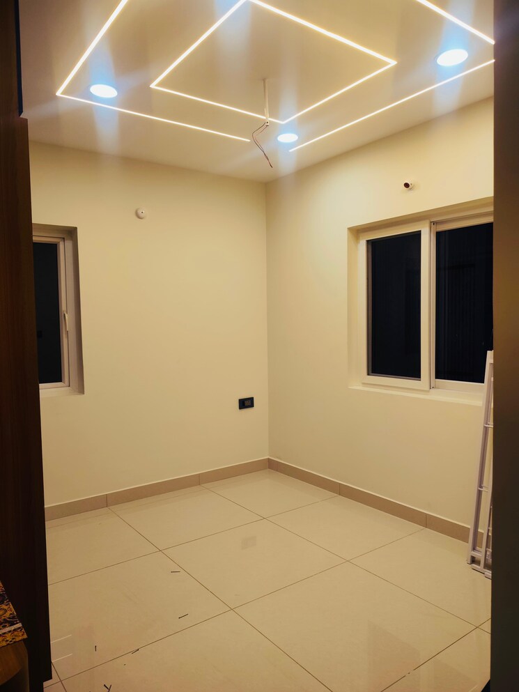 Room, ambience-courtyard 2.5 Bedroom 1340 Sq.Ft. Apartment In Manikonda Hyderabad 8985304