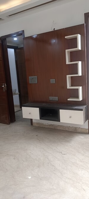 Kitchen in 3 BHK Builder Floor at Tilak Nagar – for Sale