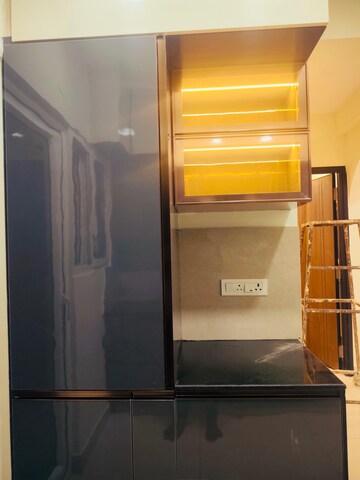 Furnished Amenities in 2.5 BHK Apartment at Ambience Courtyard, Manikonda – for Rent