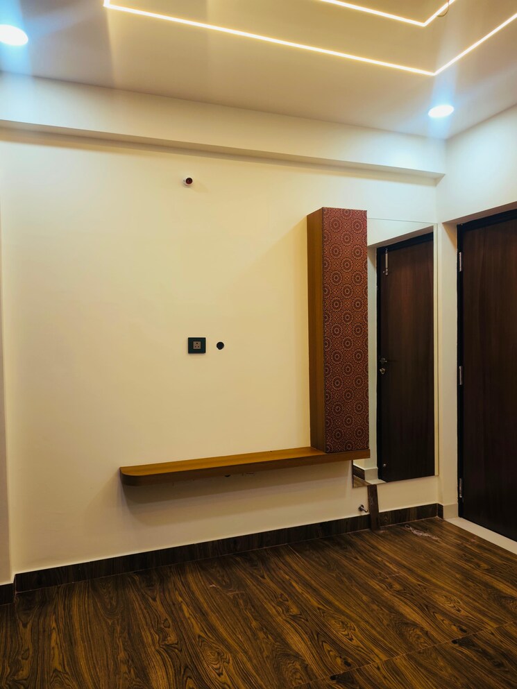 Room, ambience-courtyard 2.5 Bedroom 1340 Sq.Ft. Apartment In Manikonda Hyderabad 8985304