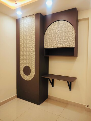 Furnished Amenities in 2.5 BHK Apartment at Ambience Courtyard, Manikonda – for Rent