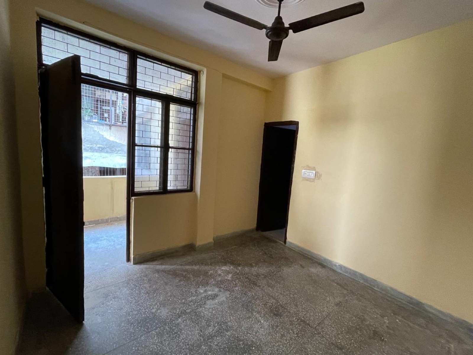 3 BHK + Extra Room Apartment For Sale in Shalimar Apartments Shalimar Garden