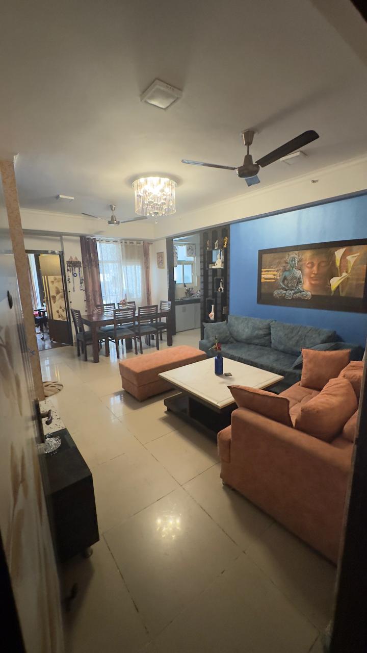 2 BHK Apartment For Sale in Panchsheel Wellington