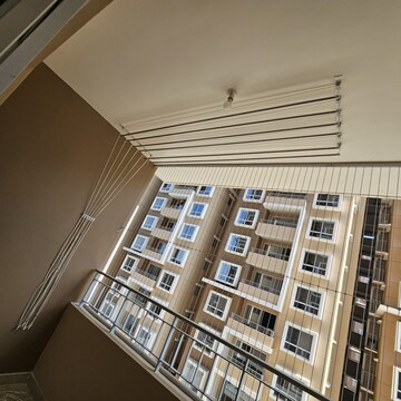 Furnished Amenities in 3 BHK Apartment at Raheja Vistas, Nacharam – for Rent