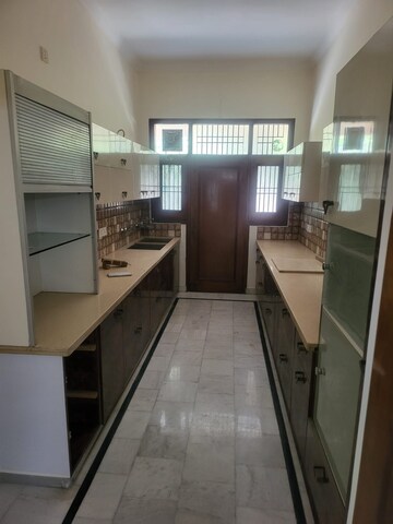 Kitchen in 3 BHK Villa at Sector 21 – for Rent