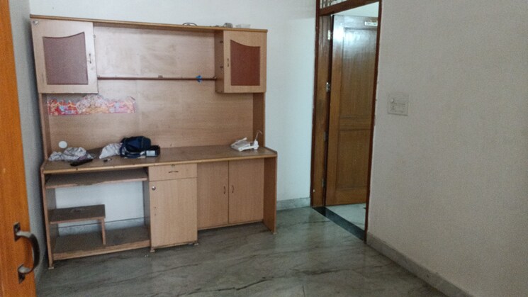 Room, vaishali sector 5 3 Bedroom 2160 Sq.Ft. Builder Floor In Vaishali Sector 5 Ghaziabad 8985512