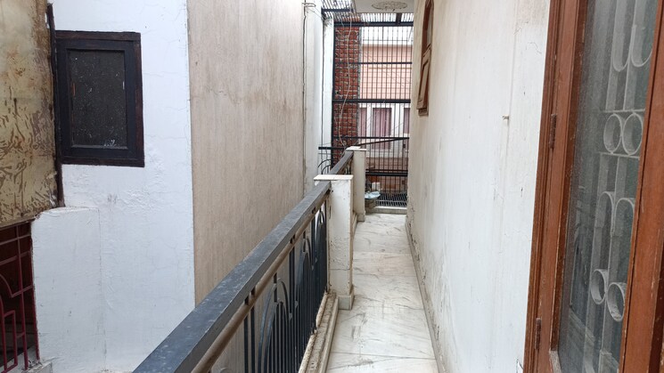 Balcony, vaishali sector 5 3 Bedroom 2160 Sq.Ft. Builder Floor In Vaishali Sector 5 Ghaziabad 8985512