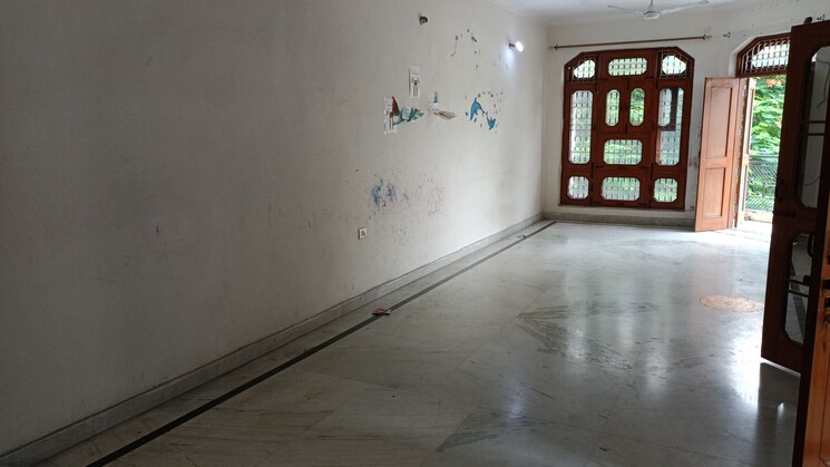 Living Room, vaishali sector 5 3 Bedroom 2160 Sq.Ft. Builder Floor In Vaishali Sector 5 Ghaziabad 8985512