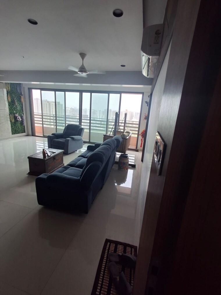 Living Room, adajan 3 Bedroom 1750 Sq.Ft. Apartment In Adajan Surat 8985536