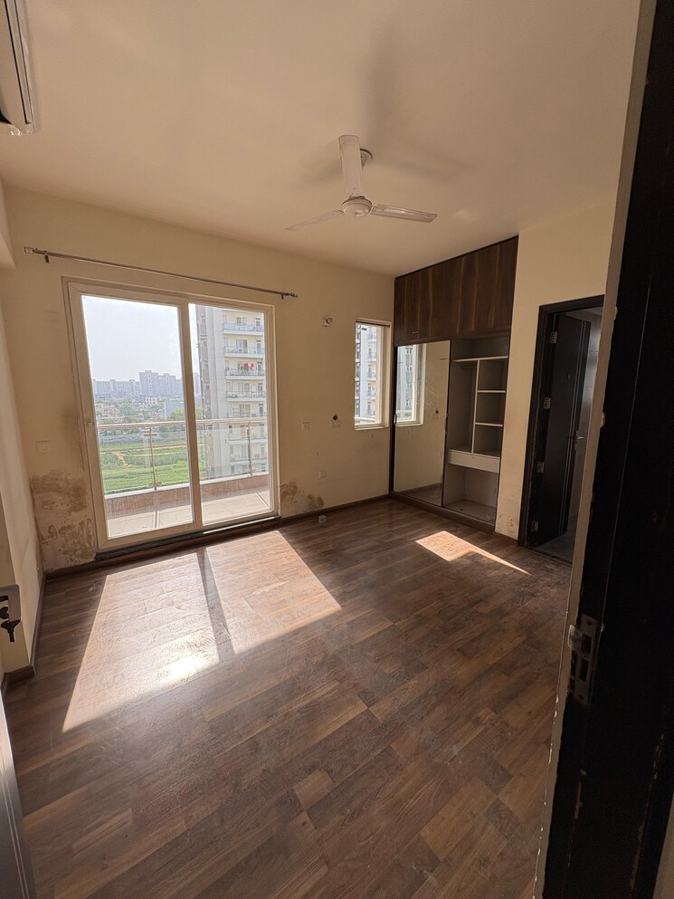 Room, mapsko-paradise 3 Bedroom 1340 Sq.Ft. Apartment In Sector 83 Gurgaon 8985518