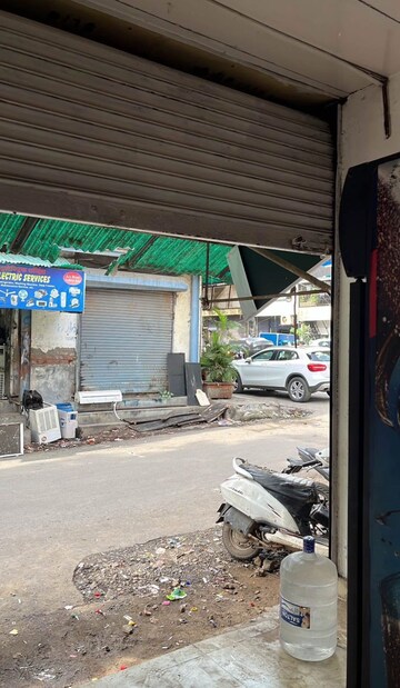  Shop For Rent in Motilal Nagar