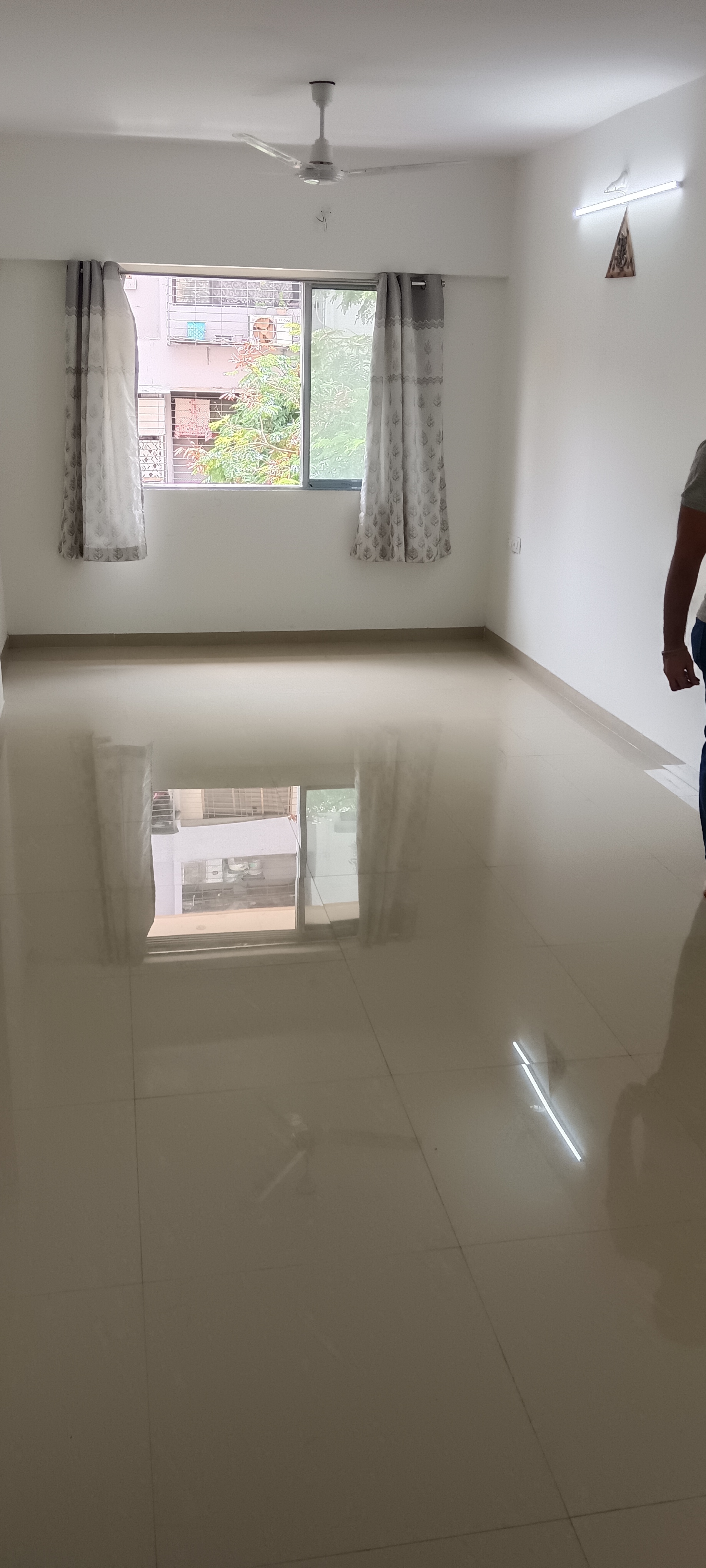 1 BHK 465 Sq.Ft. Apartment in Deep CHS Malad East